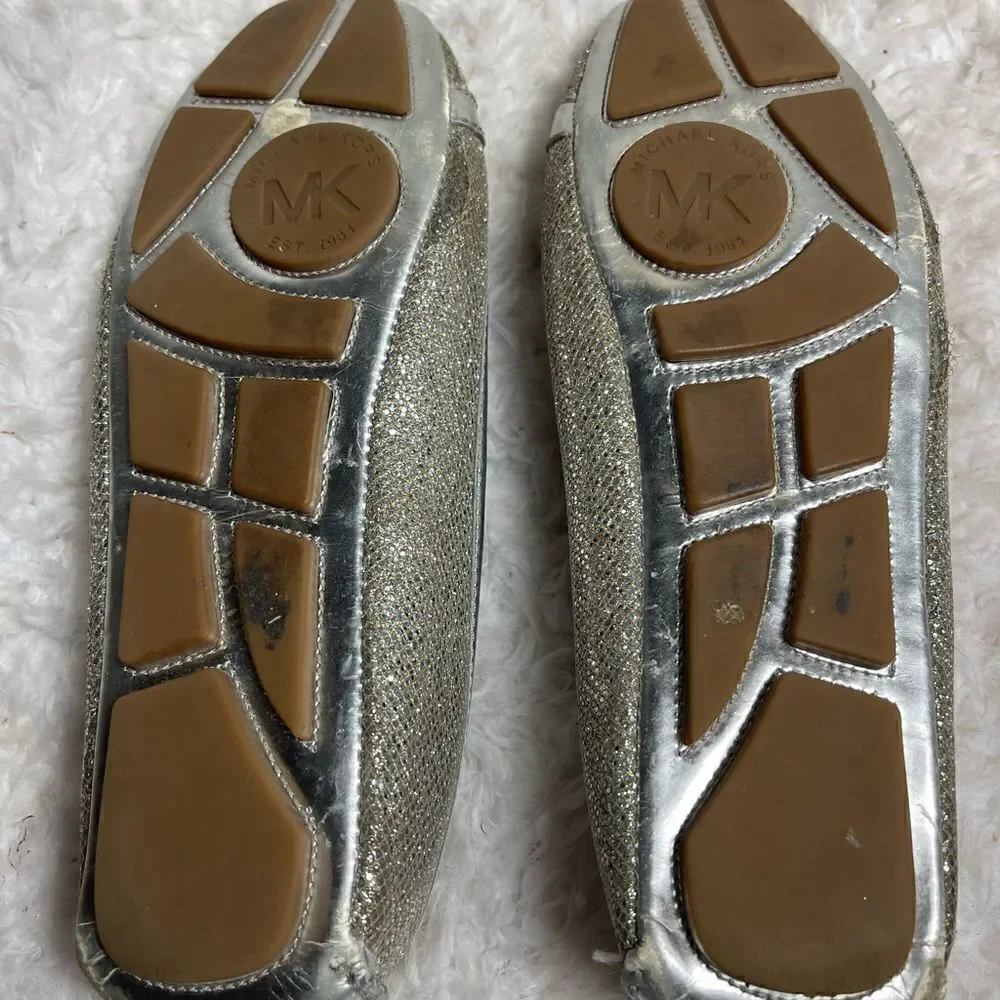 MICHAEL KORS SLIP ON MK LOGO SILVER GLITTER FLAT SHOES SIZE 10NARROW